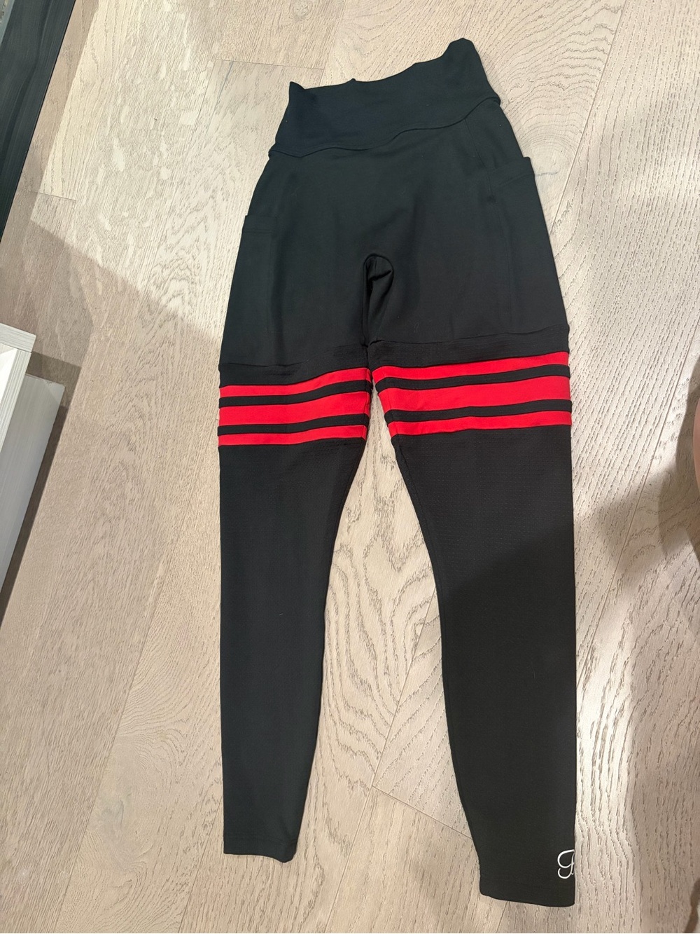 Bombshell Sportswear scrunch thigh highs red and black leggings
